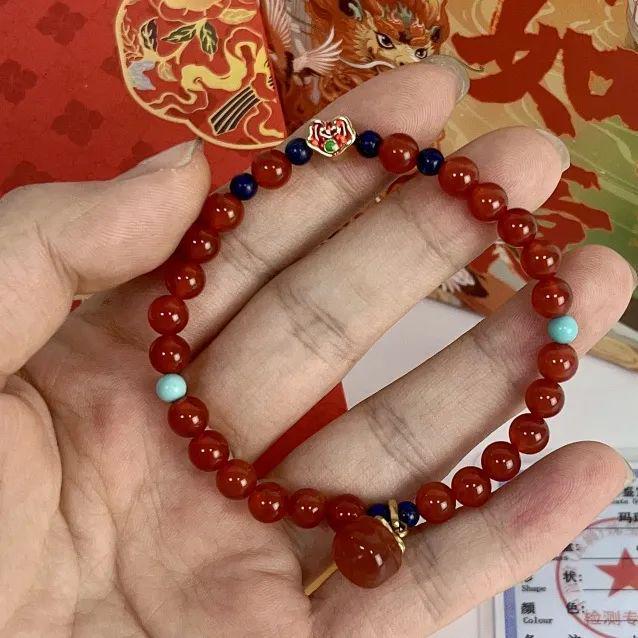 【上新了故宫柿柿如意手链红包】巨巨巨显白的柿柿如意红玛瑙手串选它够了！(图17)