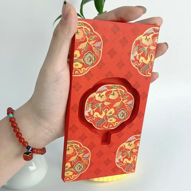 【上新了故宫柿柿如意手链红包】巨巨巨显白的柿柿如意红玛瑙手串选它够了！(图19)