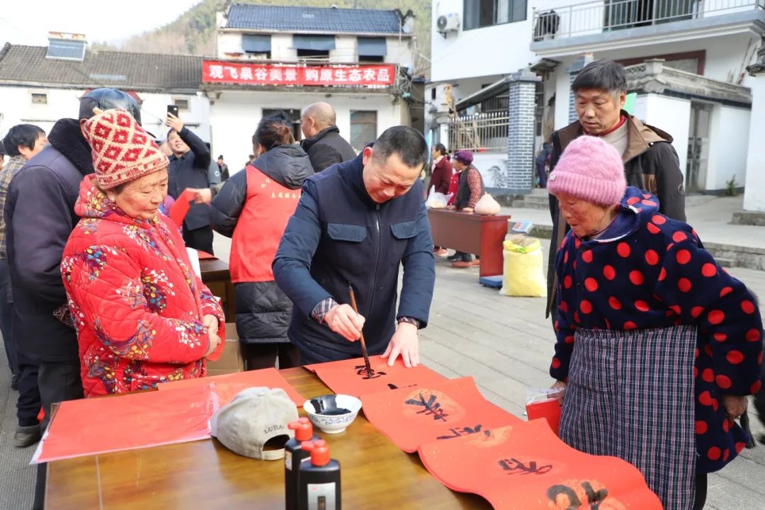 【早安黄山】2024年度我市“规上”入库企业同比增长28% ‖ 黟县一地获评“全国汽车自驾运动营地”(图6)