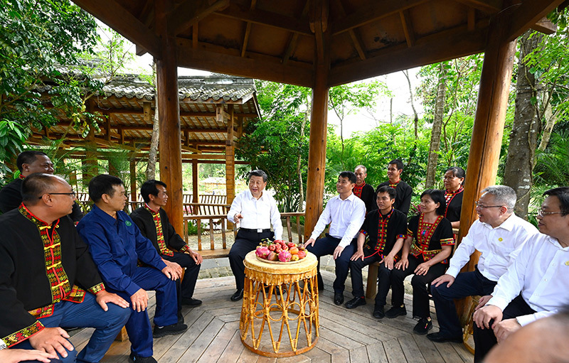 学习进行时丨习近平总书记的“板凳座谈会”(图8)