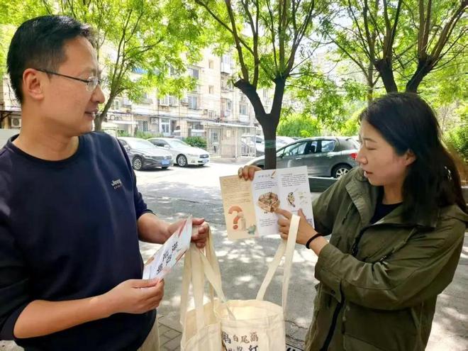 路遇大斑啄木鸟受伤奄奄一息！丰台五小学生传递野生动物保护正能量(图5)