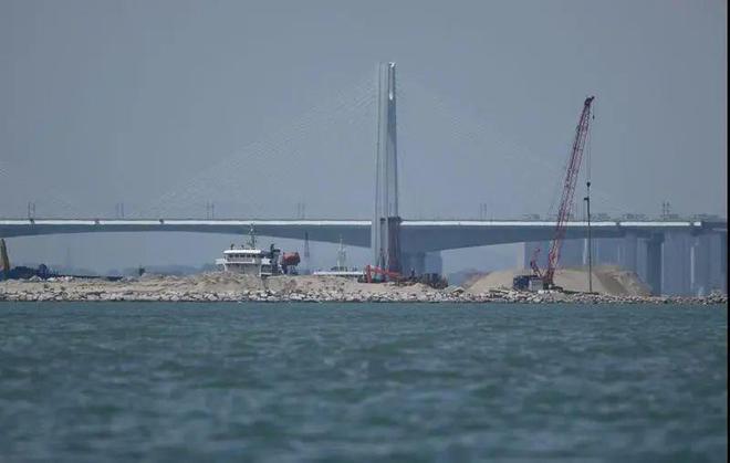 新京报 中华白海豚栖息地炸礁作业被叫停海岸边的人兽冲突如何解决？(图6)