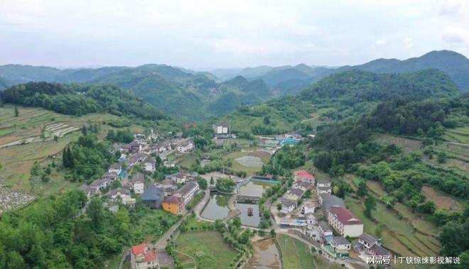 28岁四川小伙失踪32年抛妻弃子前往新疆种地。(图8)