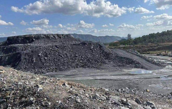 28岁四川小伙失踪32年抛妻弃子前往新疆种地。(图11)