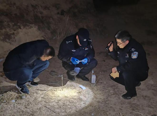 1只也犯罪! 2024年宁夏荒山上发现1具野生的尸体 凶手10天后被抓(图3)