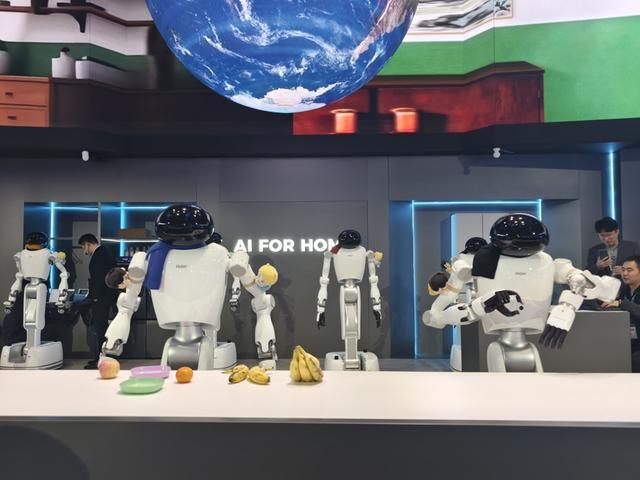 家电新物种“有手有脚有大脑”！AWE2026：把一头大象放进冰箱(图1)