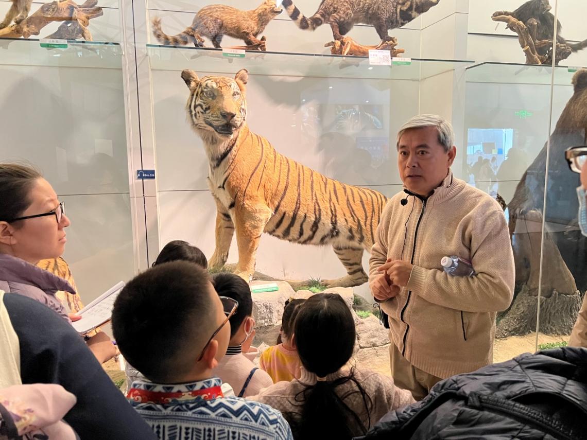 深化大熊猫保护研究国际合作共促濒危物种保护与中外友好(图1)